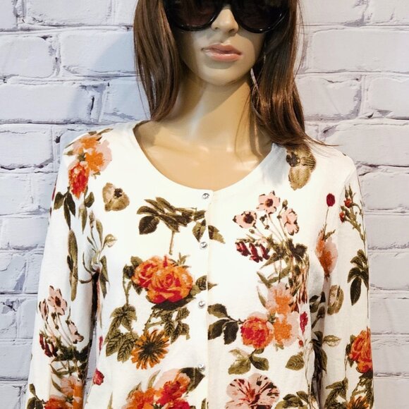 PREMISE, White cardigan with beautiful Fall florals - Picture 6 of 10